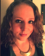 Nadja - Liebe & Partnerschaft - Selbstfindung - Lebenshilfe - Tarot & Kartenlegen - Familie & Kinder